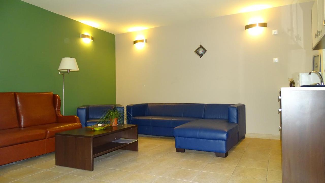 מלון דבה Casa Elysee מראה חיצוני תמונה