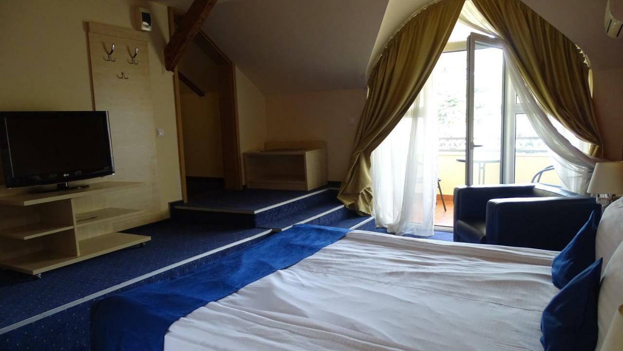 מלון דבה Casa Elysee מראה חיצוני תמונה
